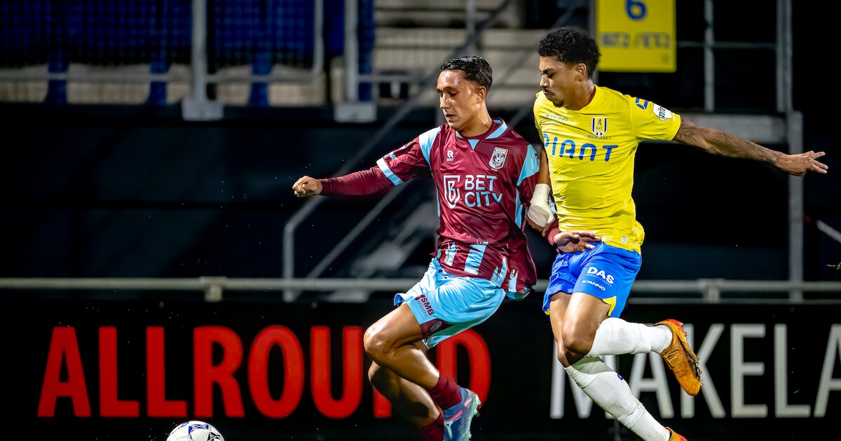 Vitesse sluit inktzwarte dag af met bekersof; kansloze nederlaag en ...