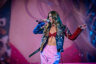 Na eerste Afas Live-shows kondigt Roxy Dekker direct Ziggo Dome-debuut aan