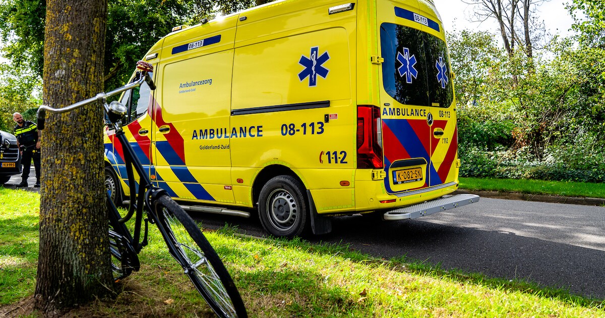 Aanrijding in Wijchen, automobilist rijdt door.