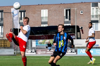 Lion Kaak pakt tegenwoordig vaak de trein naar thuiswedstrijden: ‘Hier is de kans groot dat je na af