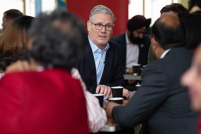 Partij Keir Starmer krijgt mokerslag bij lokale verkiezingen: 'Een nachtmerrie'