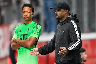 Ongelofelijke keeperscrisis in München: moet 16-jarige doelman debuteren in Champions League?