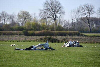 Sportvliegtuig gecrasht naast A58 bij Middelburg: één dode