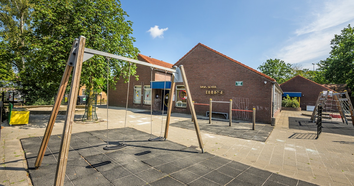 Buurse wil niet weten van opknappen school: ‘Nieuwbouw bij dorpshuis is het beste’