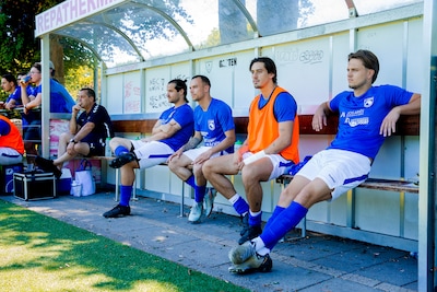 De reservebank van OBW stroomt leeg: ‘Het eerste elftal, dat heb ik wel gehad’