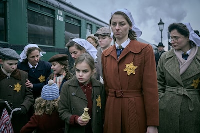 EO stopt met series als De Joodse Raad en De Vuurwerkramp, ook documentaires en Rail Away verdwijnen