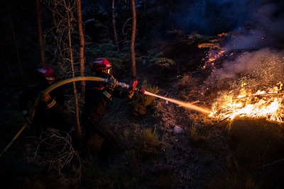 ‘Zombiebranden’ bemoeilijken blussen natuurbrand Frankrijk