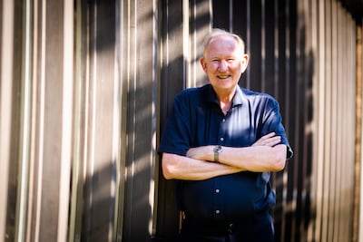Na 32 jaar neemt dominee Frans (67) afscheid: ‘Ik heb wel enorm getwijfeld of God überhaupt bestaat’