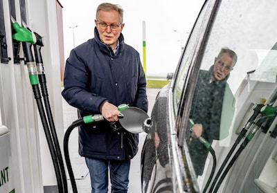 Benzineprijs in 1,5 jaar niet zó hoog geweest