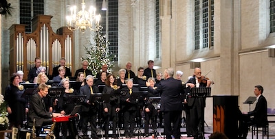Koor Enjoy uit Driel geeft kerstconcert in Elst