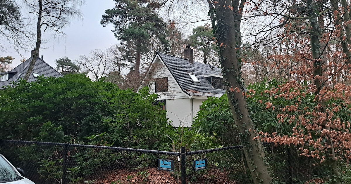 Opsporingsdienst valt bungalow in Apeldoorn binnen – en dat is niet voor het eerst