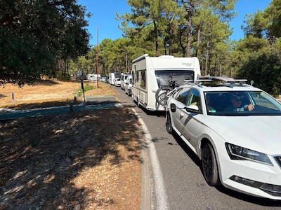 LIVE Natuurbranden | Opnieuw campings bij Bordeaux ontruimd: honderden toeristen, onder wie vele Nederlanders, vertrekken