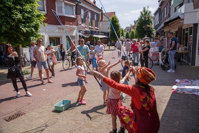 Centrum van Barneveld verandert zaterdag in groot speelparadijs tijdens Ridder Jan Kids Festival