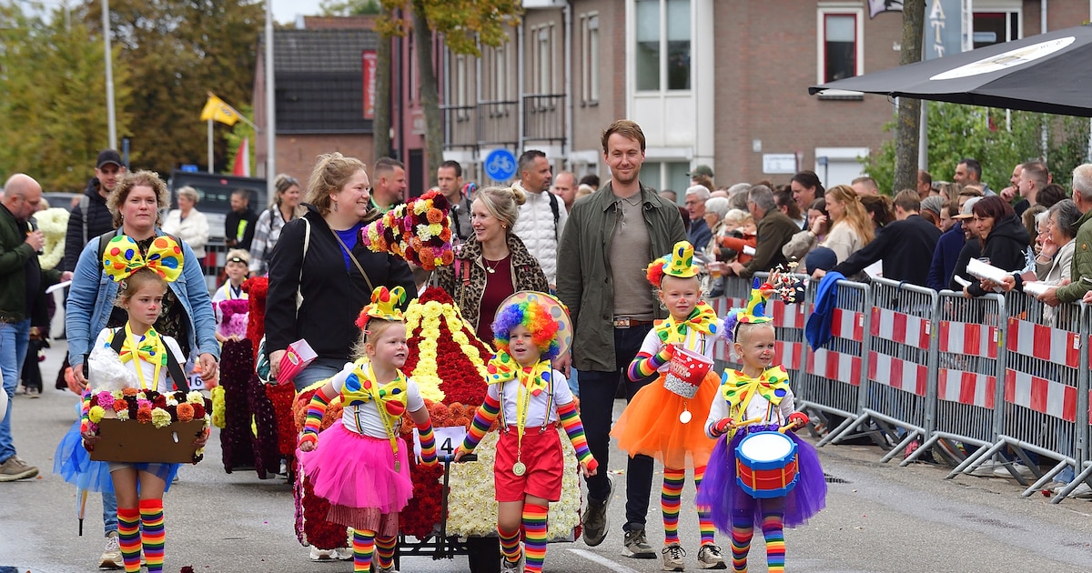 Kindercorso trekt door de straten van Zundert: ‘Wij kregen het idee voor ons wagentje via ChatGPT’