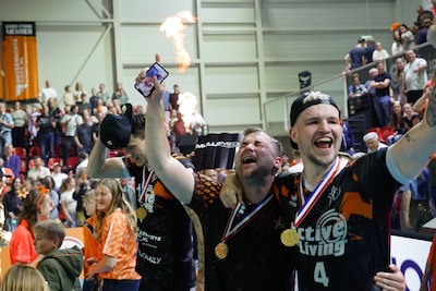 Jubilerende coach van Orion Stars is een garantie voor succes: ‘Ik voel me hier op mijn plaats’