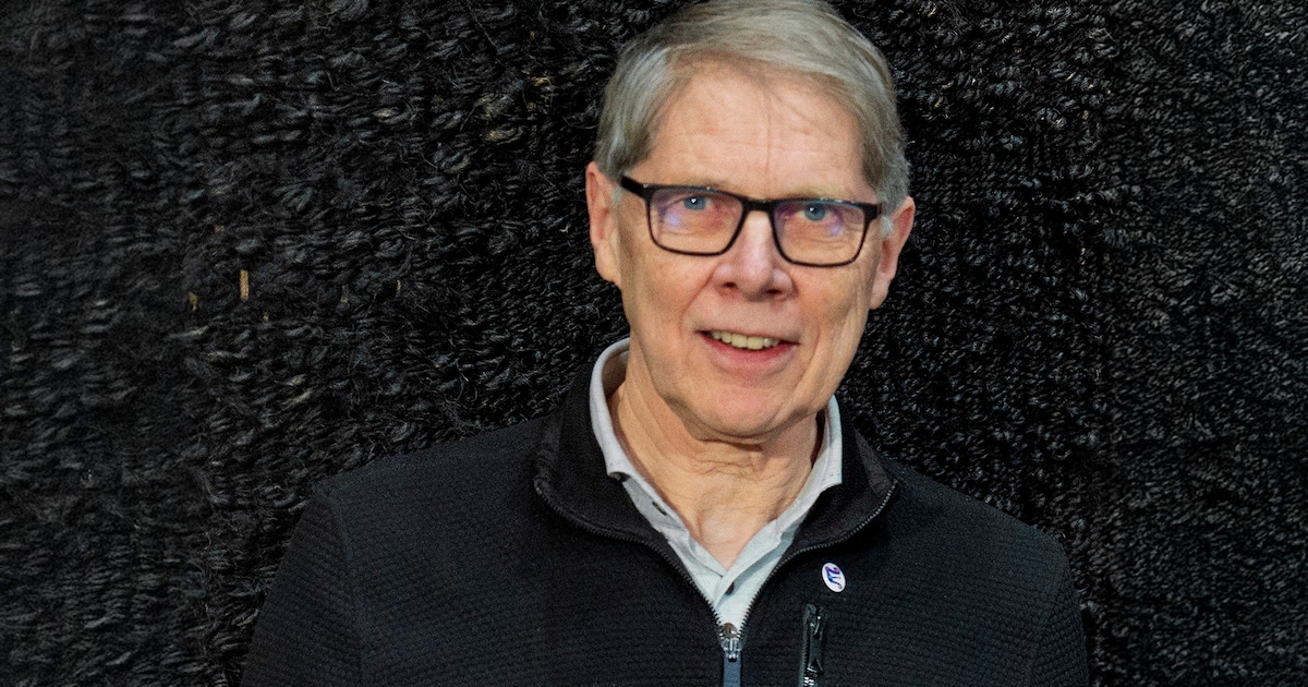 Schrijver Wim Daniëls vertelt in Nuenen over hoe we elkaar beter kunnen begrijpen