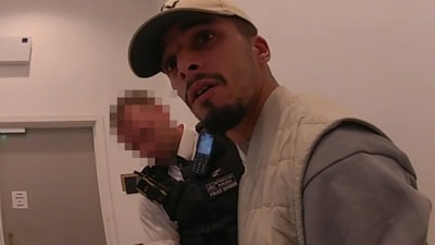 Zedendelinquent en fraudeur per ongeluk vrijgelaten uit gevangenis in Engeland, grote zoektocht gaande