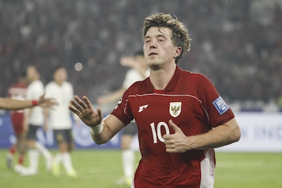 Romeny leidt Indonesië naar ruime zege: twee assists en een doelpunt in halve finale