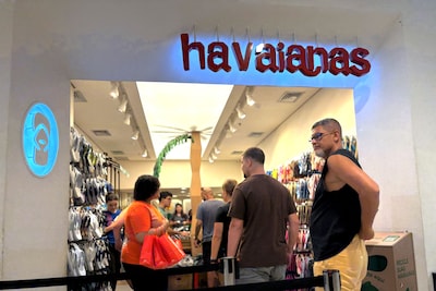 Havaiana-slippers in het middelpunt van politieke strijd Brazilië na ‘vrolijk’ reclamefilmpje