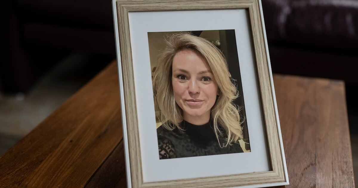 Jonge moeder Helen (29) meldt zich ziek en gaat even op bed liggen, maar wordt niet meer wakker