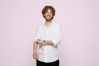 Cultuurprogramma’s Podium Klassiek en VPRO Boeken overleven bezuinigingsoperatie NPO