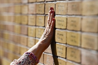 Namenmonument 1940-1945 wordt onthuld in Duiven