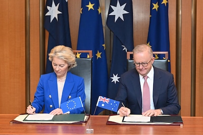 Australië en EU tekenen omvangrijk vrijhandelsakkoord, na jarenlange onderhandelingen
