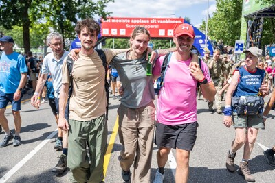 LIVE Vierdaagse 2026 | Organistie grijpt in bij file in Lent, ‘hotelgasten oorzaak’ • Bitterballen t