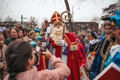 Kan jij geen pepernoot meer zien? Dit doe jij op 5 december om Sinterklaas te ontlopen