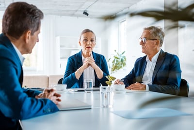 Vooral toplaag profiteert van megawinsten: ‘Trucje om nog meer te verdienen’