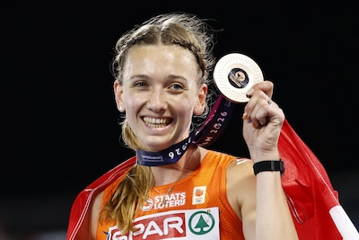 Femke Broeders-Bol pakt EK-brons op 800 meter en evenaart Nederlands record uit 1992: ‘Echt gaaf!’