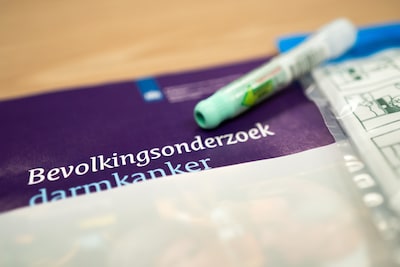 Mannen in grote steden laten zich te weinig controleren op darmkanker, fonds start campagne: ‘Anders ben je te laat’