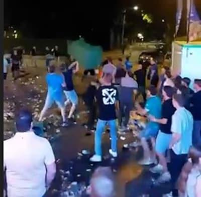 Massale vechtpartij op kermis op beeld: ‘Kliko’s, fietsen en een autokrik vlogen over de kruising’