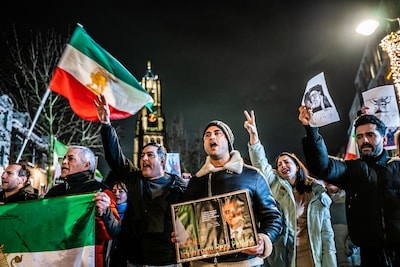 Trump over Iran: ‘Als ze demonstranten ophangen, zullen we zeer hard ingrijpen’