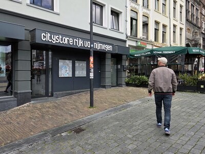 Geld pinnen op Grote Markt kan niet meer, automaten zijn weggehaald: ‘We zijn prima voorzien’