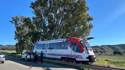 Spaanse machinisten staken volgende maand drie dagen na fatale ongelukken, gewonden na nieuwe botsing trein
