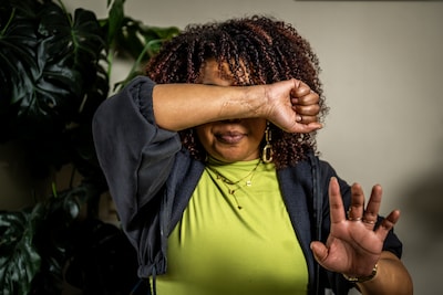 In haar achtertuin wordt Nathalia 27 keer gestoken door haar ex: 'Ik leef, maar hij heeft deel van mij vermoord'