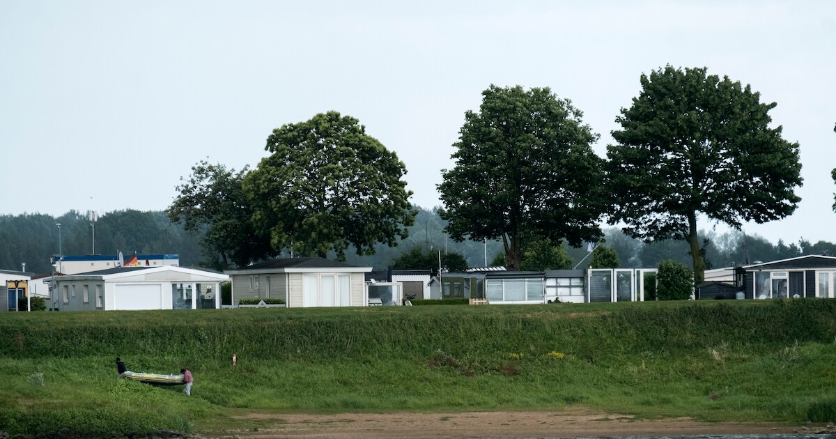 Dwangsom dreigt voor gezin op camping in Lathum