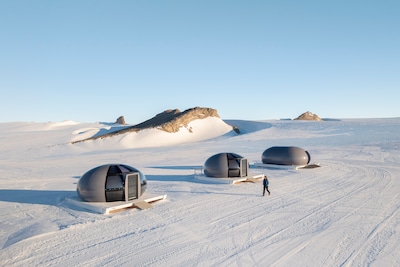 Rijke toeristen vieren voor 110.000 dollar weekje vakantie op Antarctica, zelfs hun poep gaat mee terug