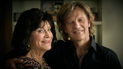 ‘Tante Cor’ uit Gooische Vrouwen stomverbaasd na opmerking van kleinkinderen over populariteit: ‘Nooit geweten’