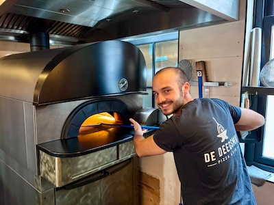 Van finance naar pizza’s: Job opent een nieuwe pizzeria in Nijmegen