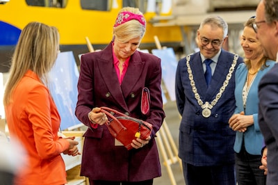 Dit tasje van koningin Máxima wordt niet meer in de Arnhemse binnenstad gemaakt (maar hier wel)