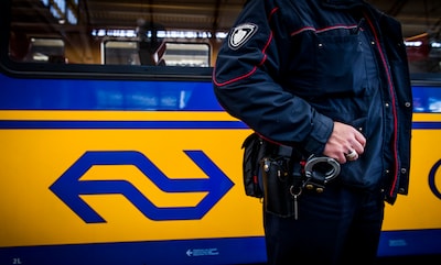 Geen ID-kaart mee, toch boete: boa in ov kan voortaan in rijbewijsregister kijken