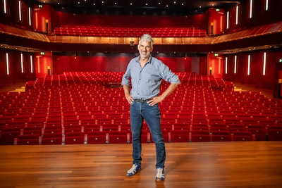 Directeur Funnekotter ziet publiek terugkeren naar Schouwburg Cuijk: al 28 voorstellingen uitverkoch