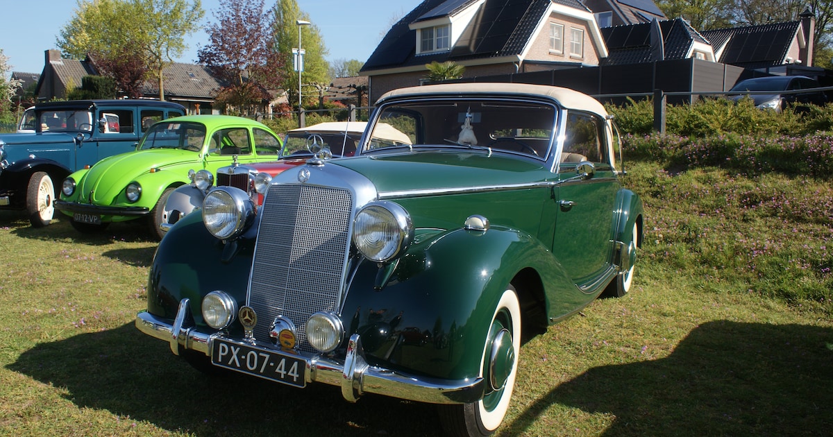 Oldtimers trekken door Land van Maas en Waal | Regio | De Gelderlander.nl