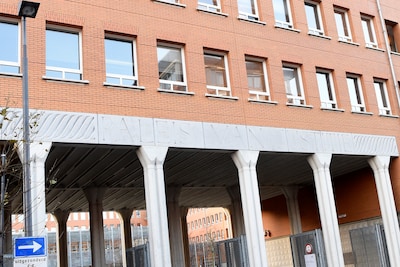 Seks ‘met consent’ of verkrachting? Ossenaar (21) gedaagd voor incident bij woongroep in Geffen