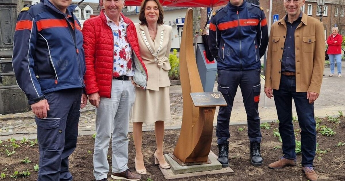 Brandweermonument onthuld in Heythuysen
