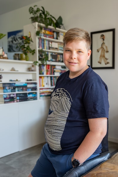 Artsen dachten eerst dat Roan (14) door puberteit altijd honger had: het bleek een stuk ernstiger