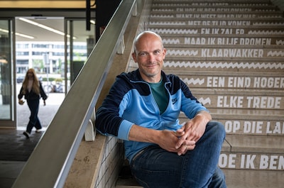 Zo wordt het eindexamen Nederlands gemaakt: honderden leerlingen testen de vragen zonder het te weten