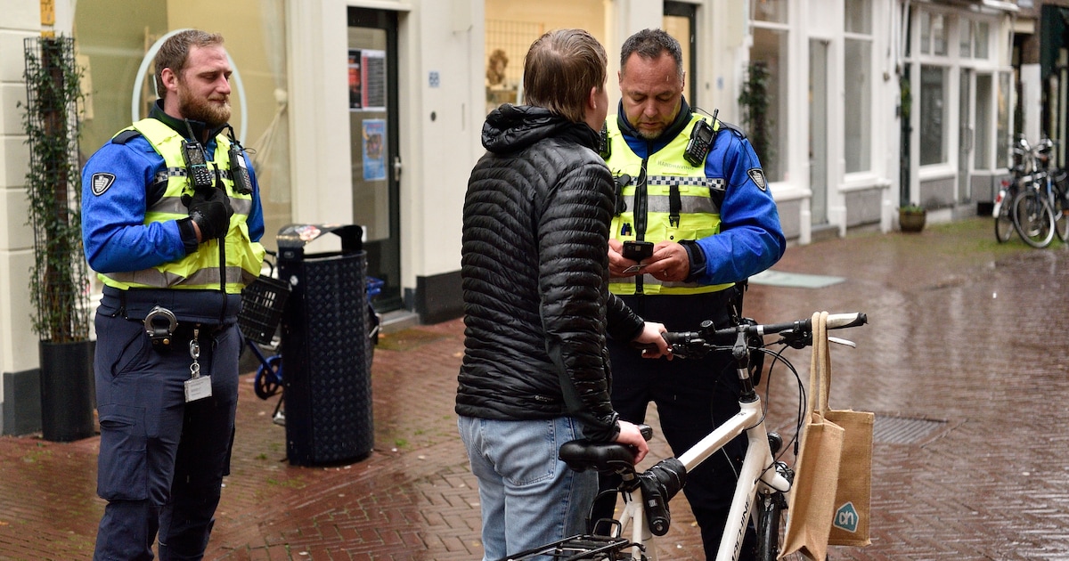 Roermond pakt fietsen in voetgangersgebied aan